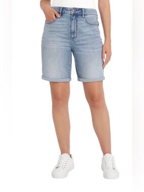 Wrangler Ladies’ Denim Short - size 4